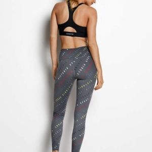Victoria's Secret Sport Knockout Tight Size L